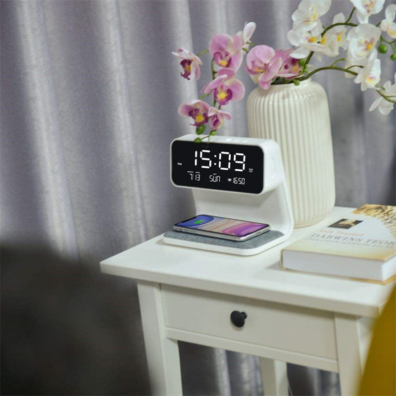 Creative 3 In 1 Bedside Lamp Wireless Charging LCD Screen Alarm Clock  Wireless Phone Charger - Universo Shop